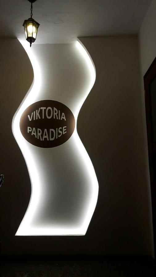 Viktoria Paradise ديفين المظهر الخارجي الصورة